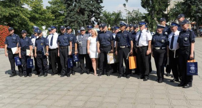 Święto Policji w Tomaszowie. Marta Mysur 5 w plebiscycie na Policjanta Roku
