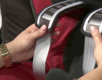 Nowe zasady przewożenia dzieci w samochodach (wideo)