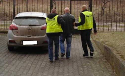 9 osób z terenu Tomaszowa Mazowieckiego i okolic zatrzymanych. Zarabiali na prostytucji