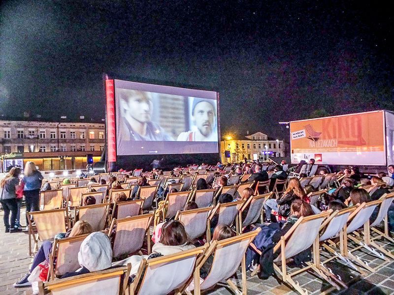 Kino na leżakach w Tomaszowie Mazowieckim