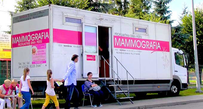Zapisz mamę na bezpłatną mammografię w tomaszowskim centrum onkologii