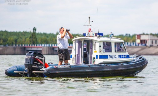 Policja na wodach Zalewu Sulejowskiego