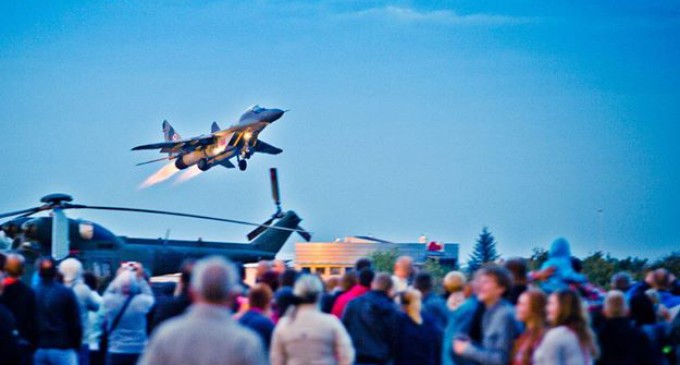 Festiwal lotnictwa FLY FEST już w ten weekend w Piotrkowie. Na scenie Paweł Kukiz i Piersi!