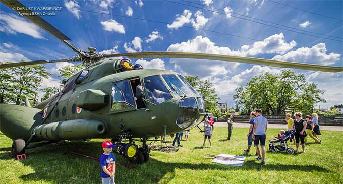 Dzień Weterana na stadionie wojskowym w Tomaszowie. Kawalerzyści zaprezentują elementy uzbrojenia i wyposażenia