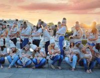 Mamy karmiące piersią. Wystawa fotografii tomaszowianki Wioli Jóźwik w Galerii Tomaszów