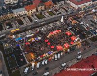 Tysiące tomaszowian na Jarmarku Świątecznym z ciężarówką Coca-Cola