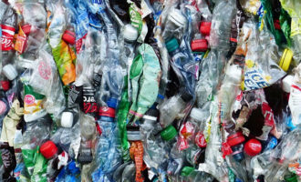Z Urzędu Miasta oraz jednostek podległych zniknie plastik Z Urzędu Miasta oraz jednostek podległych zniknie plastik
