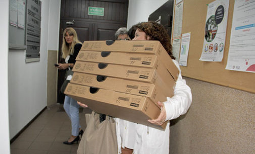 Laptopy trafiły do tomaszowskich szkół podstawowych