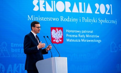 Premier Mateusz Morawiecki na Ogólnopolskich Senioraliach w Tomaszowie (ZDJĘCIA)